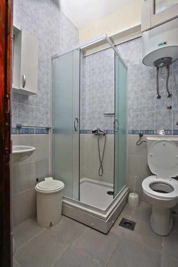 Apartmani Irena Petrovac Exteriör bild